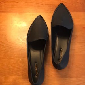 Ladies black flats, Zigi soho, brand new, size 9.5